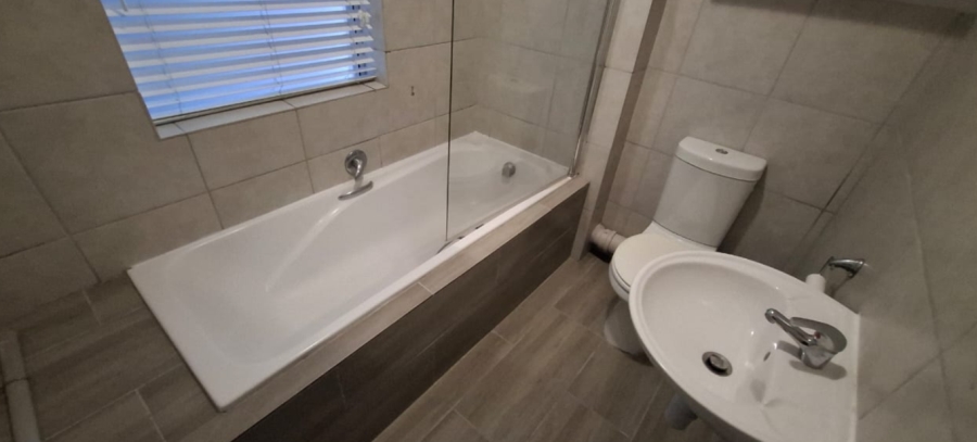 2 Bedroom Property for Sale in Sonkring Western Cape